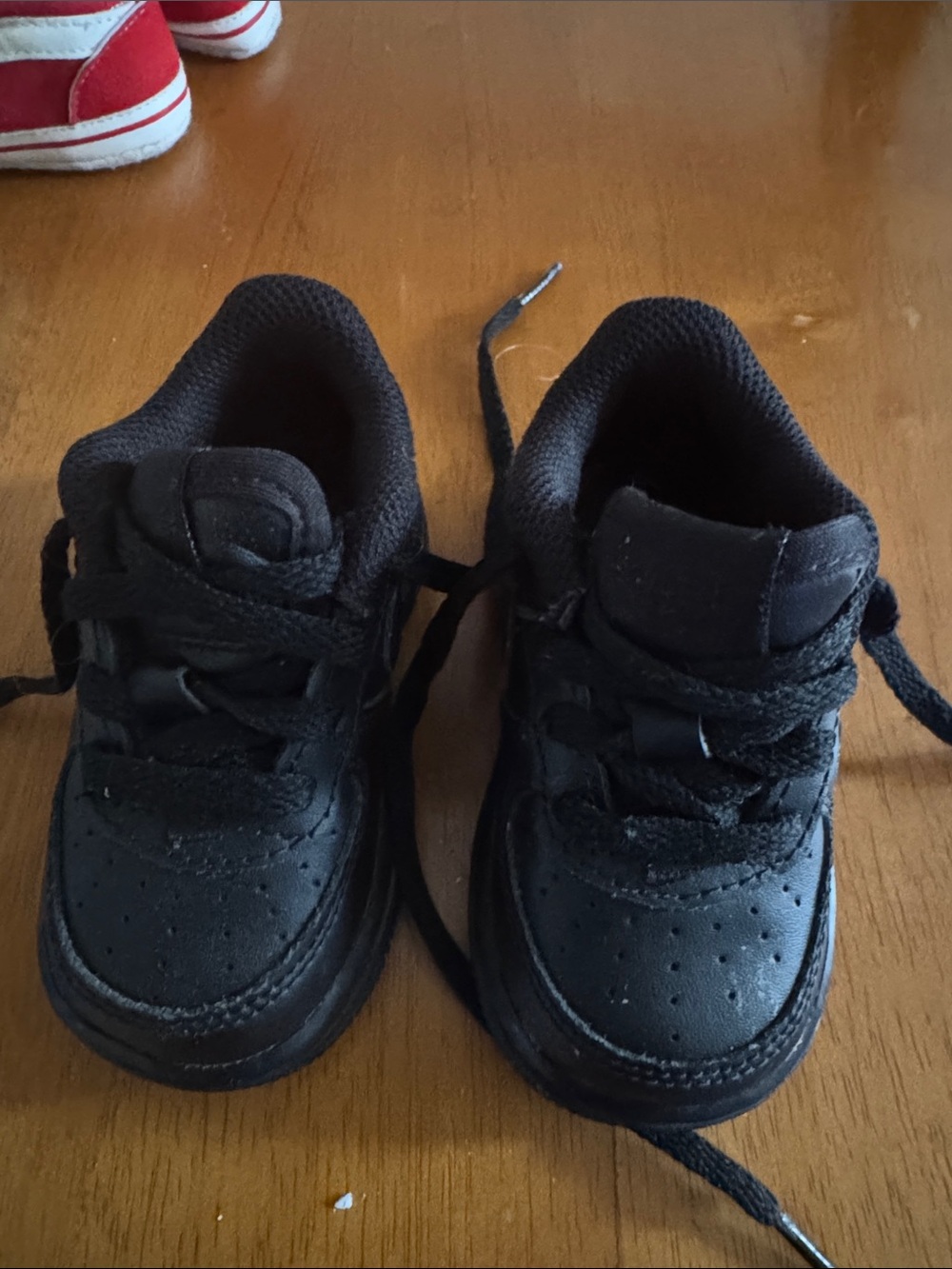 Nike Kids Black Low-Top Sneakers